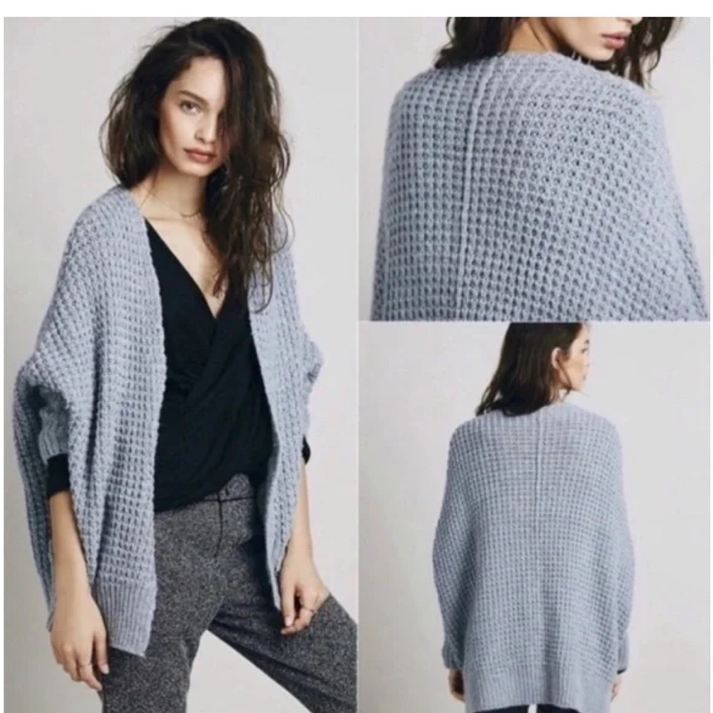 Free People vintage Breeze Chunky Knit Cardigan size XS. Oversized